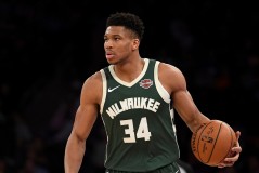 联盟动态：火箭积极运作三方交易；詹姆斯影响力扩展至海外官媒。